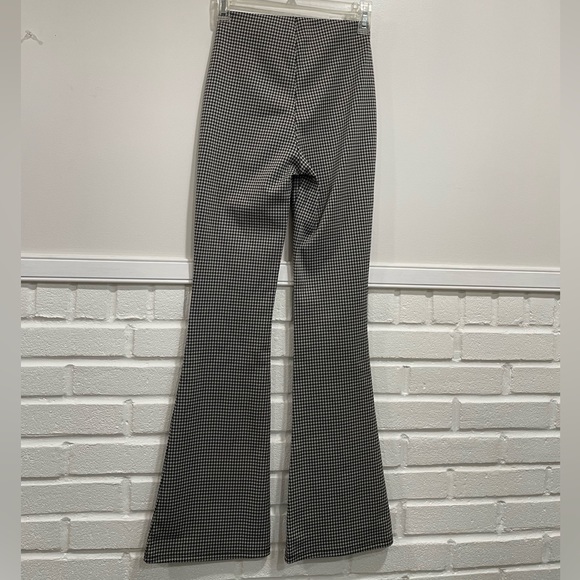 H&M houndstooth print flare pants - Picture 2 of 3